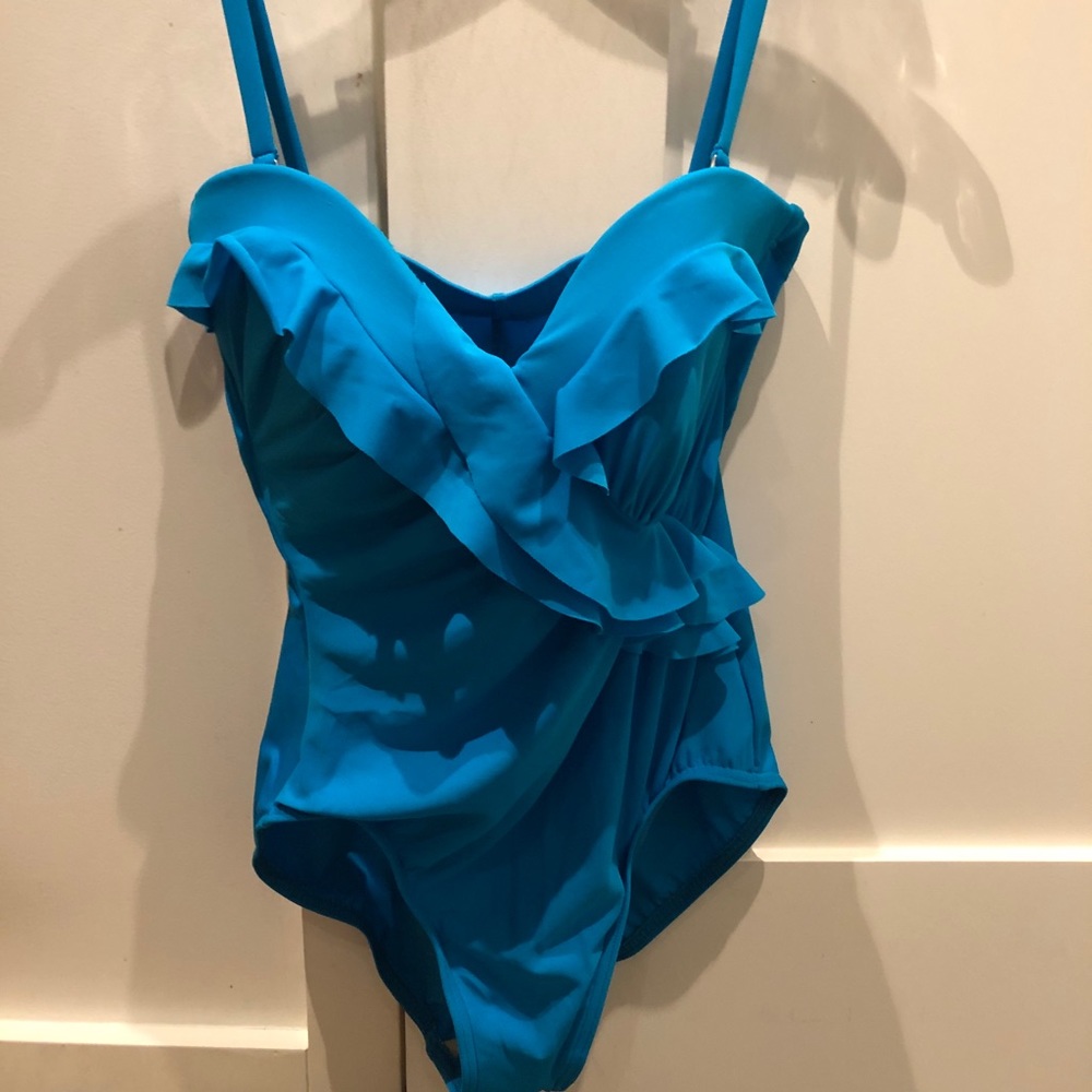 Miraclesuit Flamenco One piece size 8